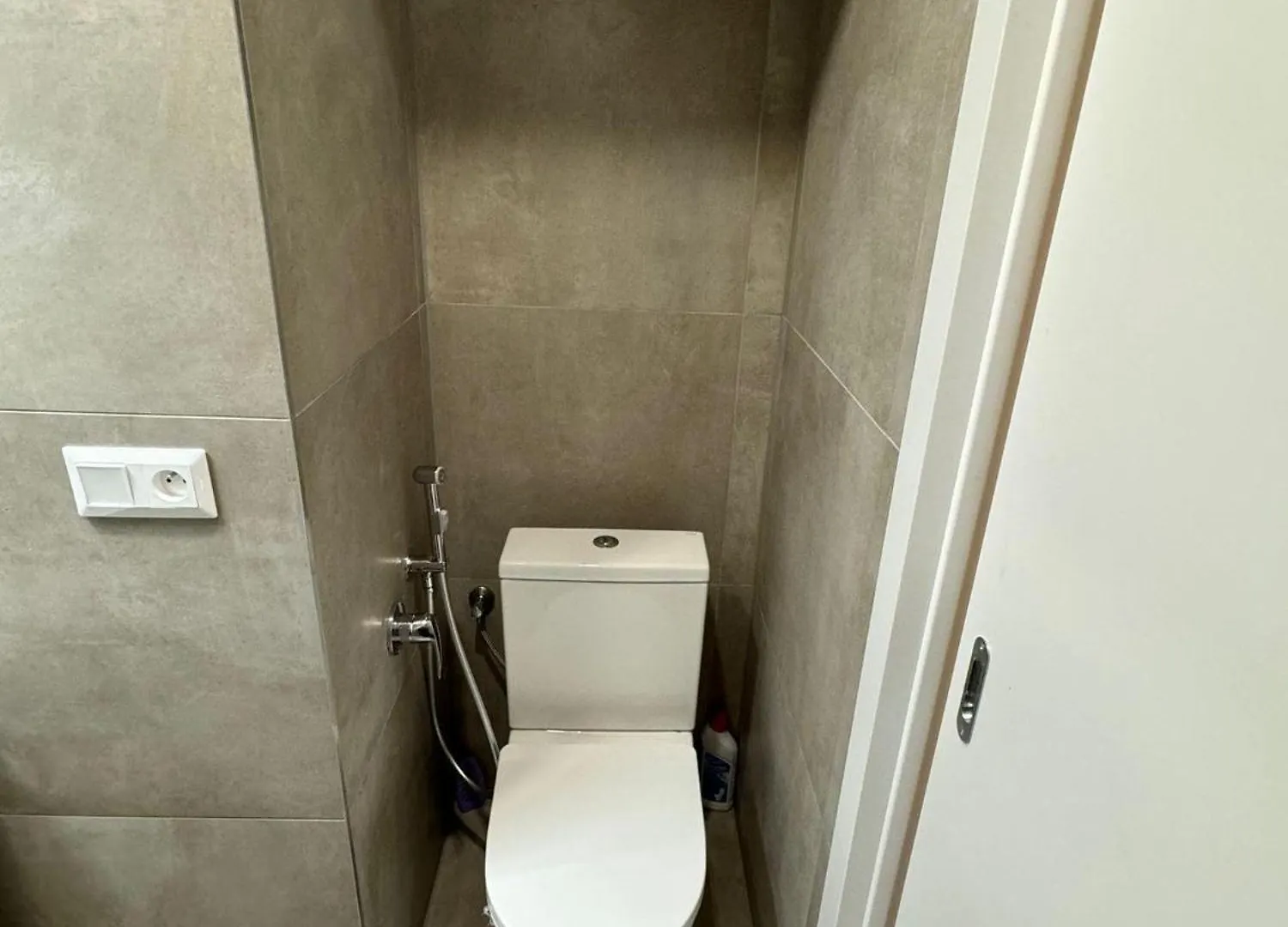 Cool Apartment With Small Balcony Near Florenc Praga 0*,